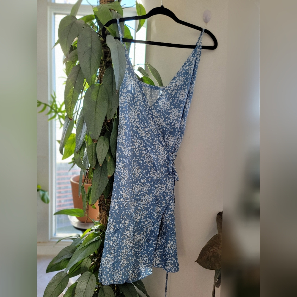 Romwe Fit & Flare Frilled Wrap Dress